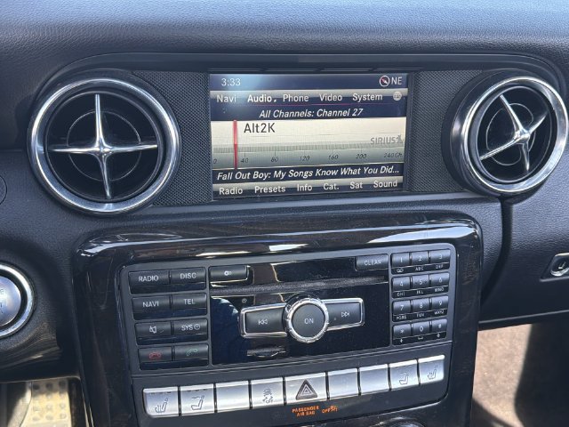 Used 2013 Mercedes-Benz SLK 250 image 16