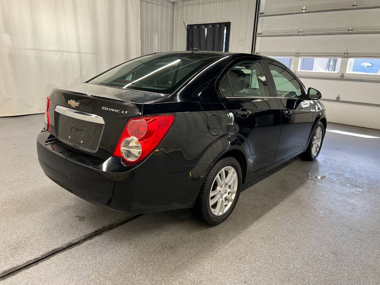 Used 2012 Chevrolet Sonic LT FWD image 4
