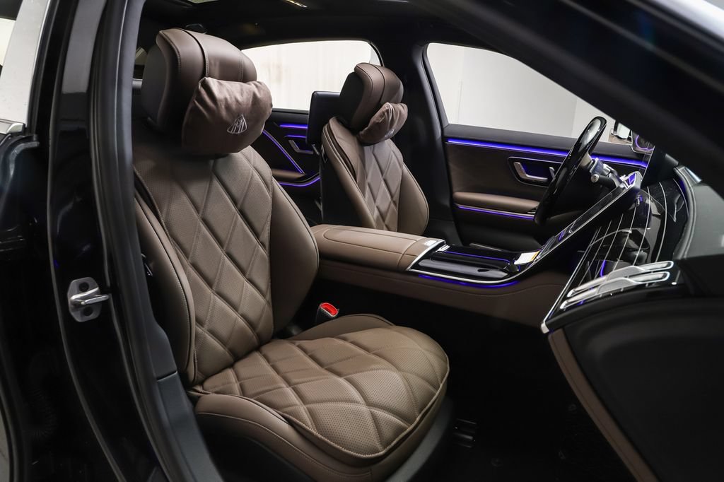 New 2026 Mercedes-Benz Maybach S 580 4MATIC image 10