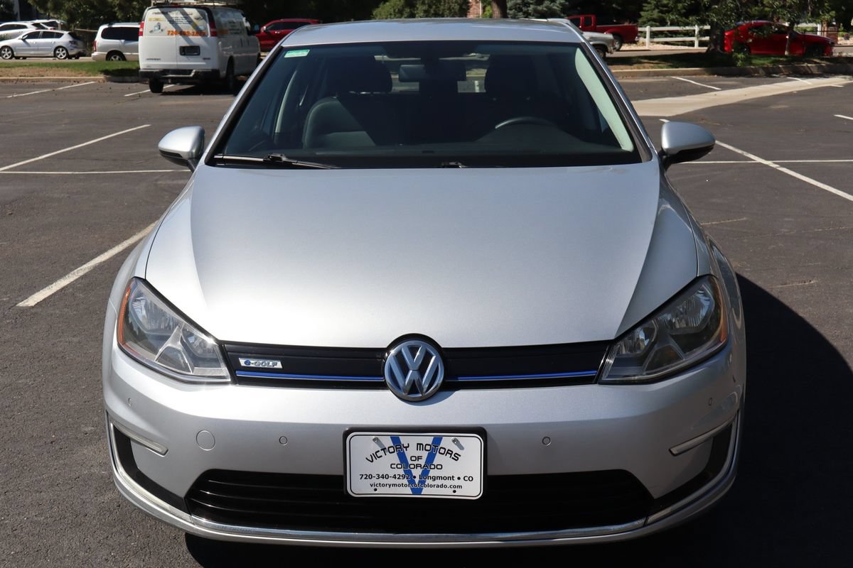 Used 2015 Volkswagen e-Golf Limited Edition FWD image 12