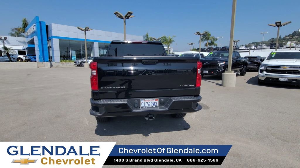Used 2024 Chevrolet Silverado 1500 Custom image 7