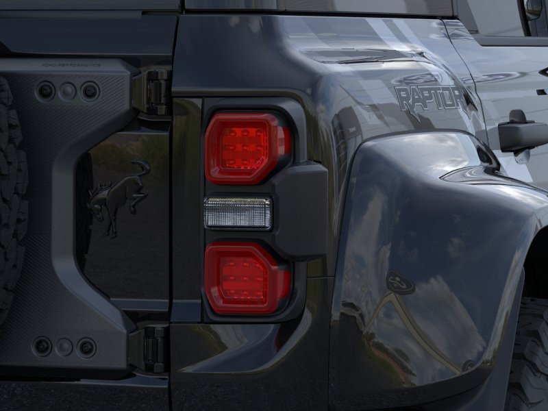 New 2026 Ford Bronco Raptor w/ Interior Carbon Fiber Pack AWD/4WD image 23