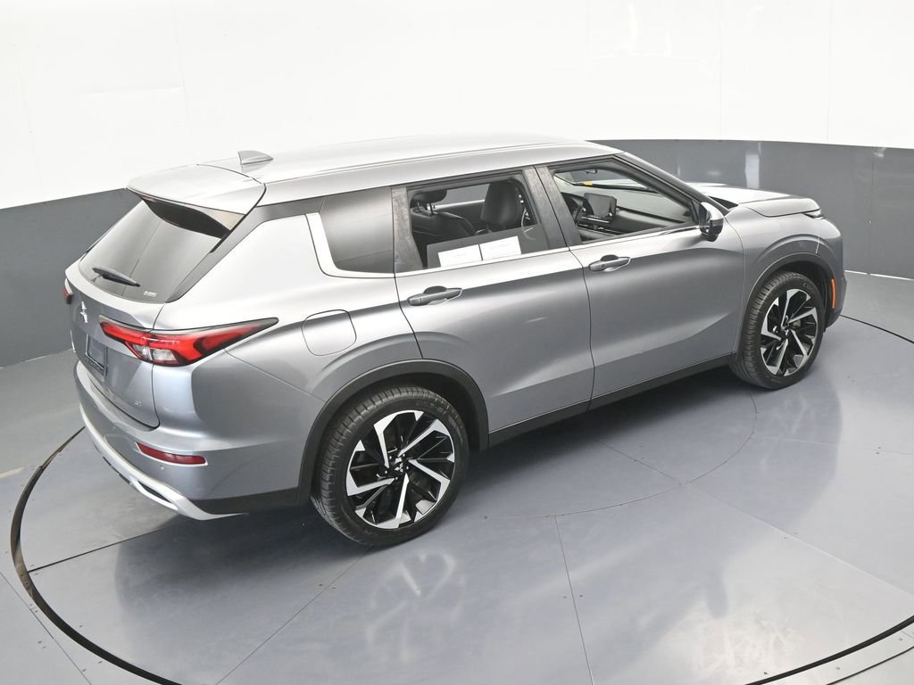 Used 2022 Mitsubishi Outlander SE image 57