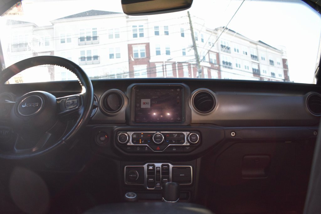 Used 2022 Jeep Gladiator Willys image 30