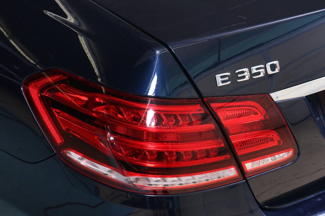 Used 2016 Mercedes-Benz E 350 Sedan image 22
