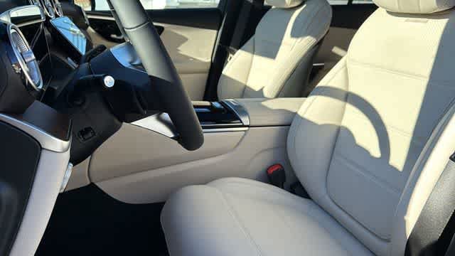 Certified 2026 Mercedes-Benz GLC 300 4MATIC image 9