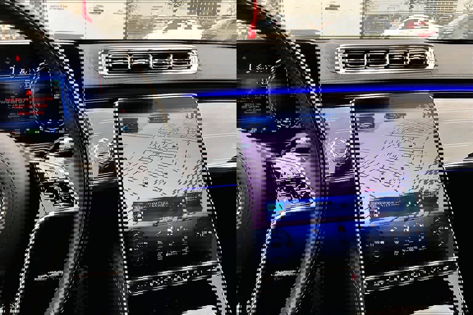 Certified 2023 Mercedes-Benz S 580e 4MATIC Sedan image 7