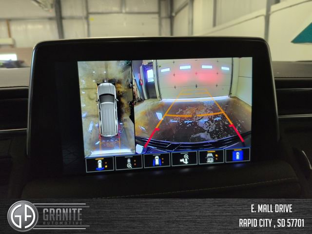 Used 2022 GMC Yukon XL SLT w/ SLT Luxury Package image 20