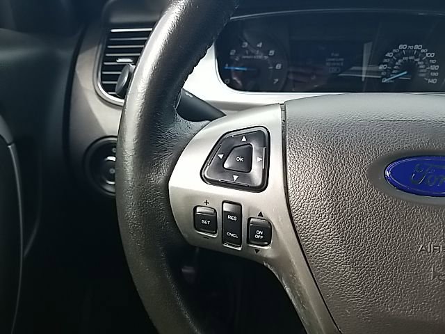 Used 2018 Ford Taurus SEL FWD image 17