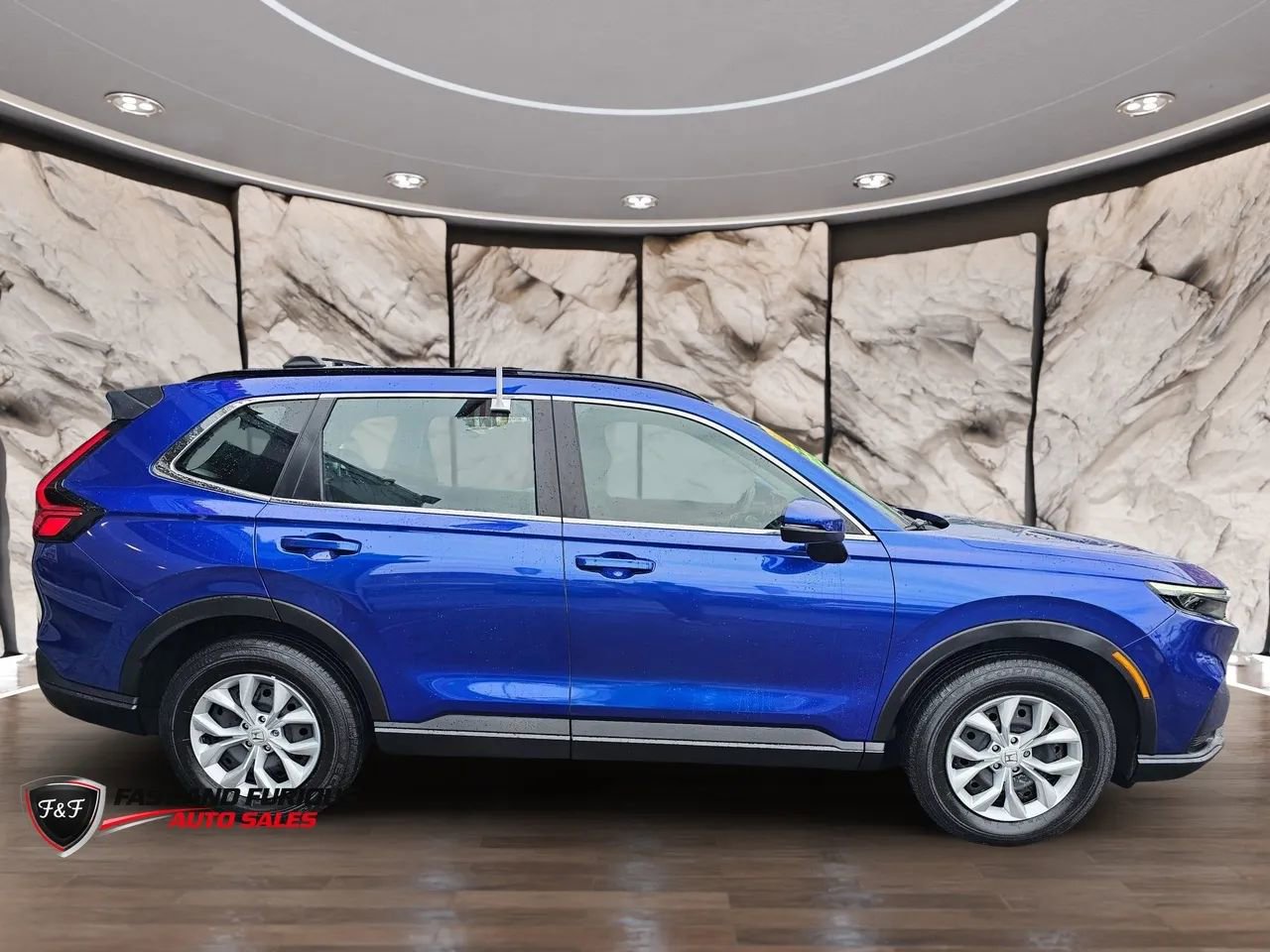 Used 2024 Honda CR-V LX image 5
