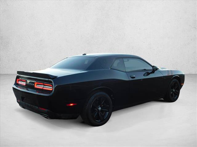 Used 2023 Dodge Challenger SXT RWD image 5