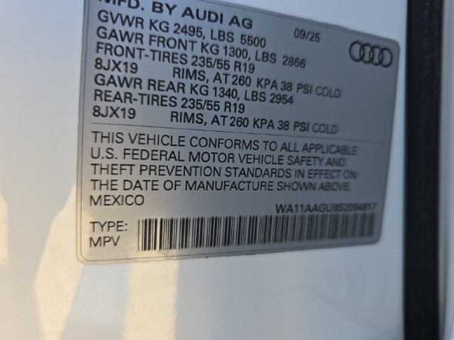 Used 2025 Audi Q5 Premium w/ Convenience Package AWD/4WD image 39
