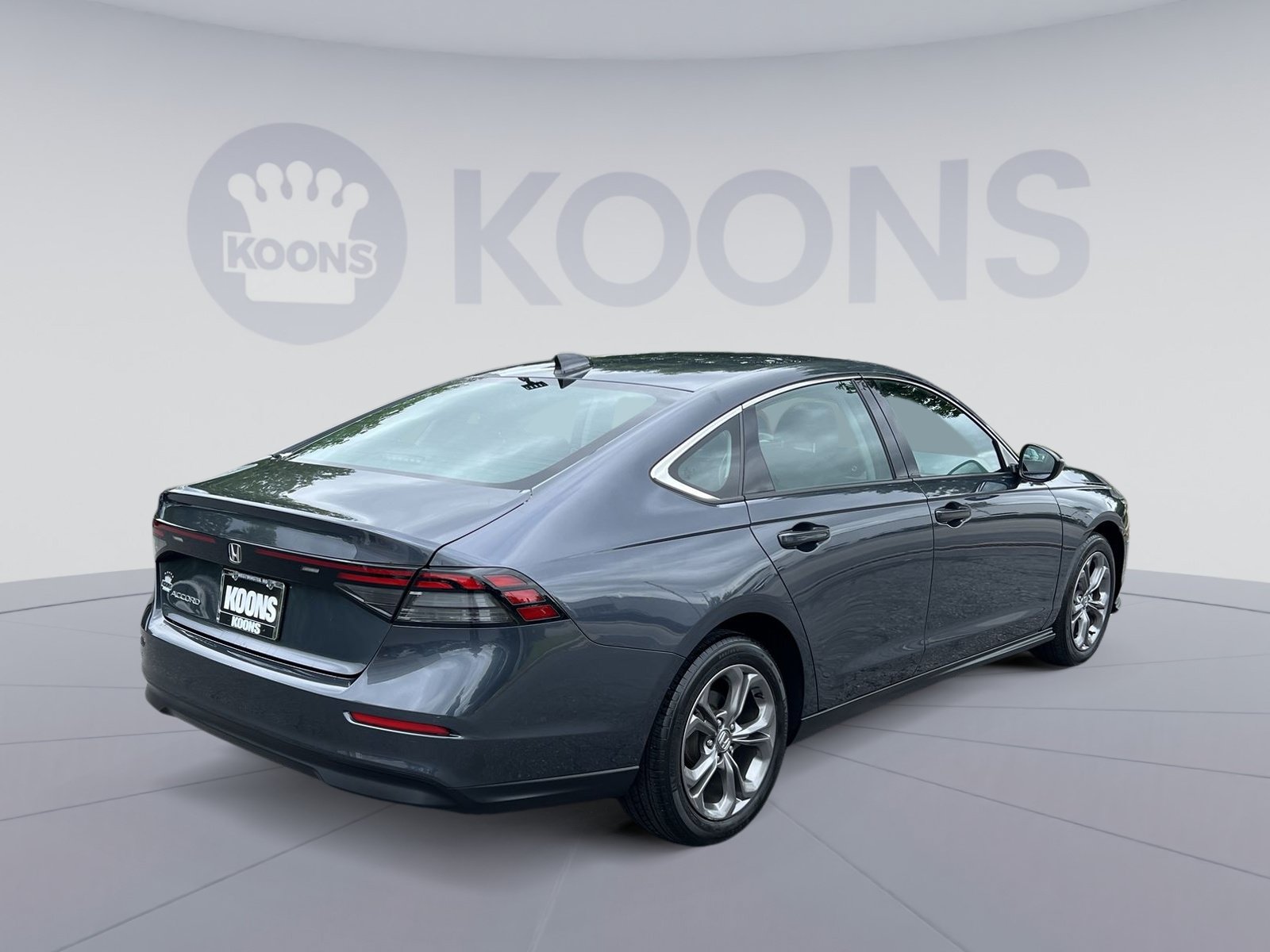 Used 2023 Honda Accord EX image 7