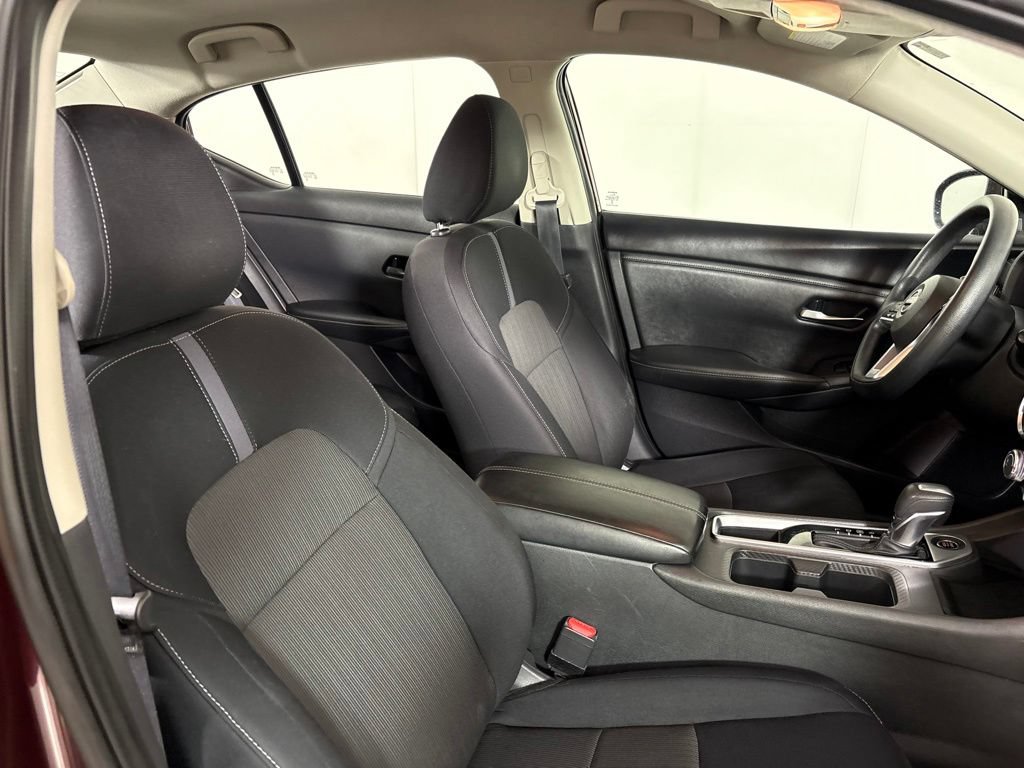 Used 2024 Nissan Sentra SV FWD image 17