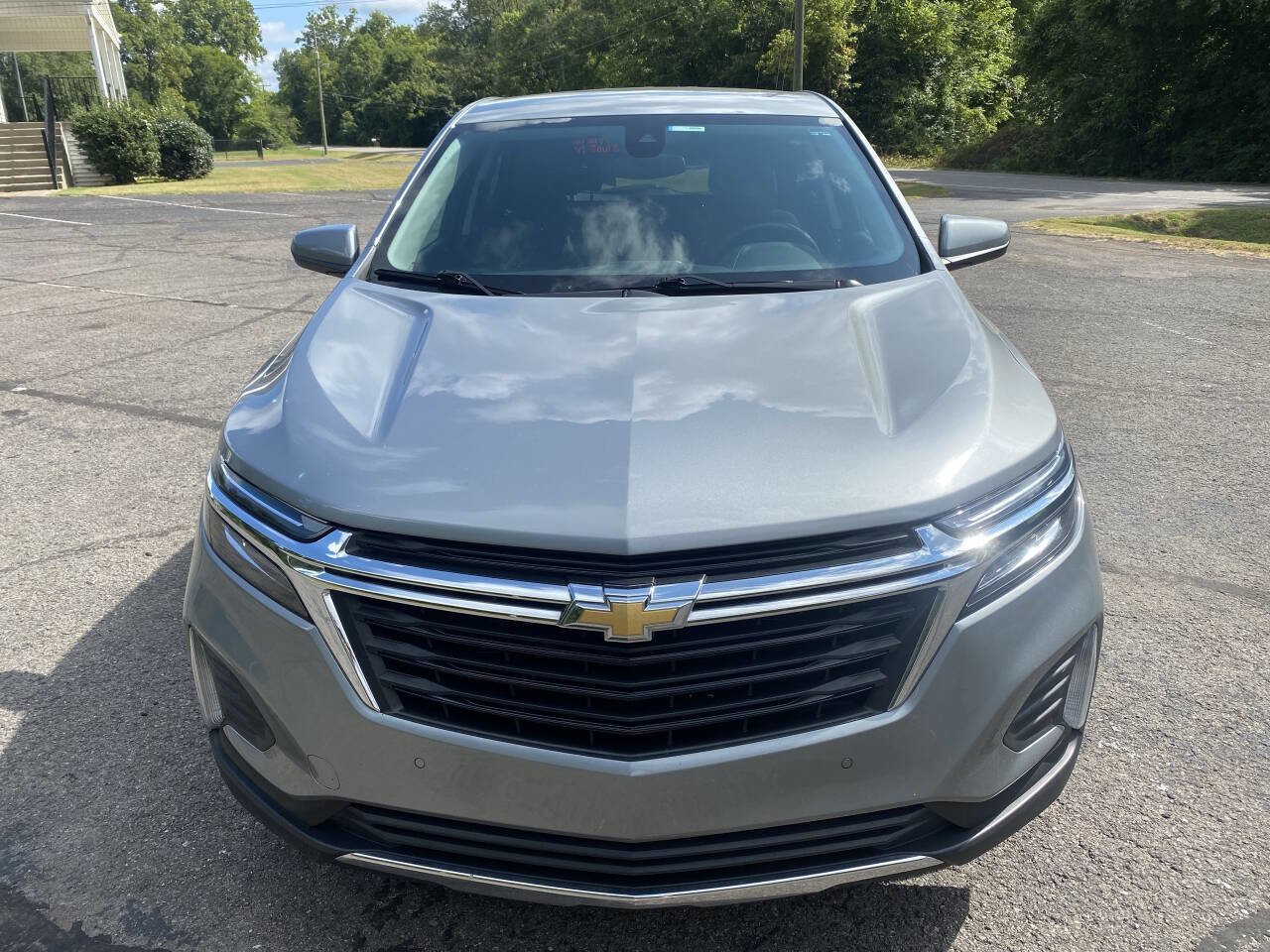 Used 2023 Chevrolet Equinox LT w/ Driver Convenience Package image 6