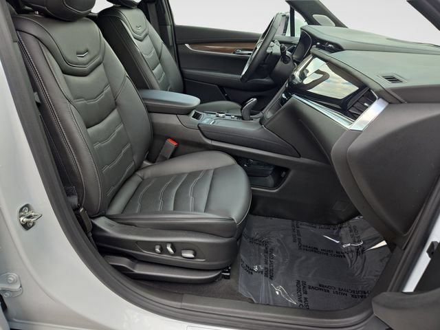 New 2025 Cadillac XT6 Premium Luxury w/ Platinum Package AWD/4WD image 37
