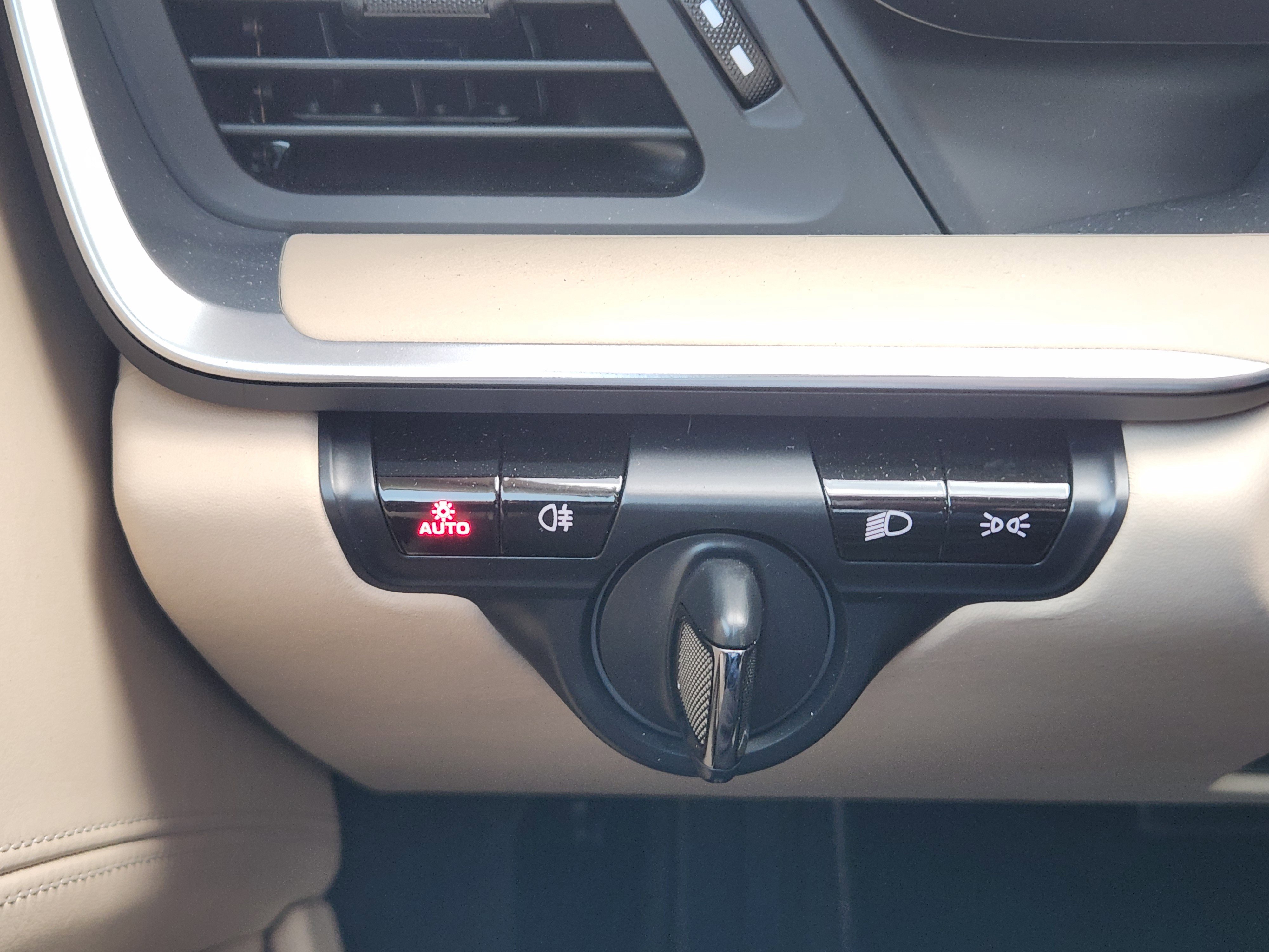 Used 2021 Porsche 911 Targa 4S Heritage Design image 29