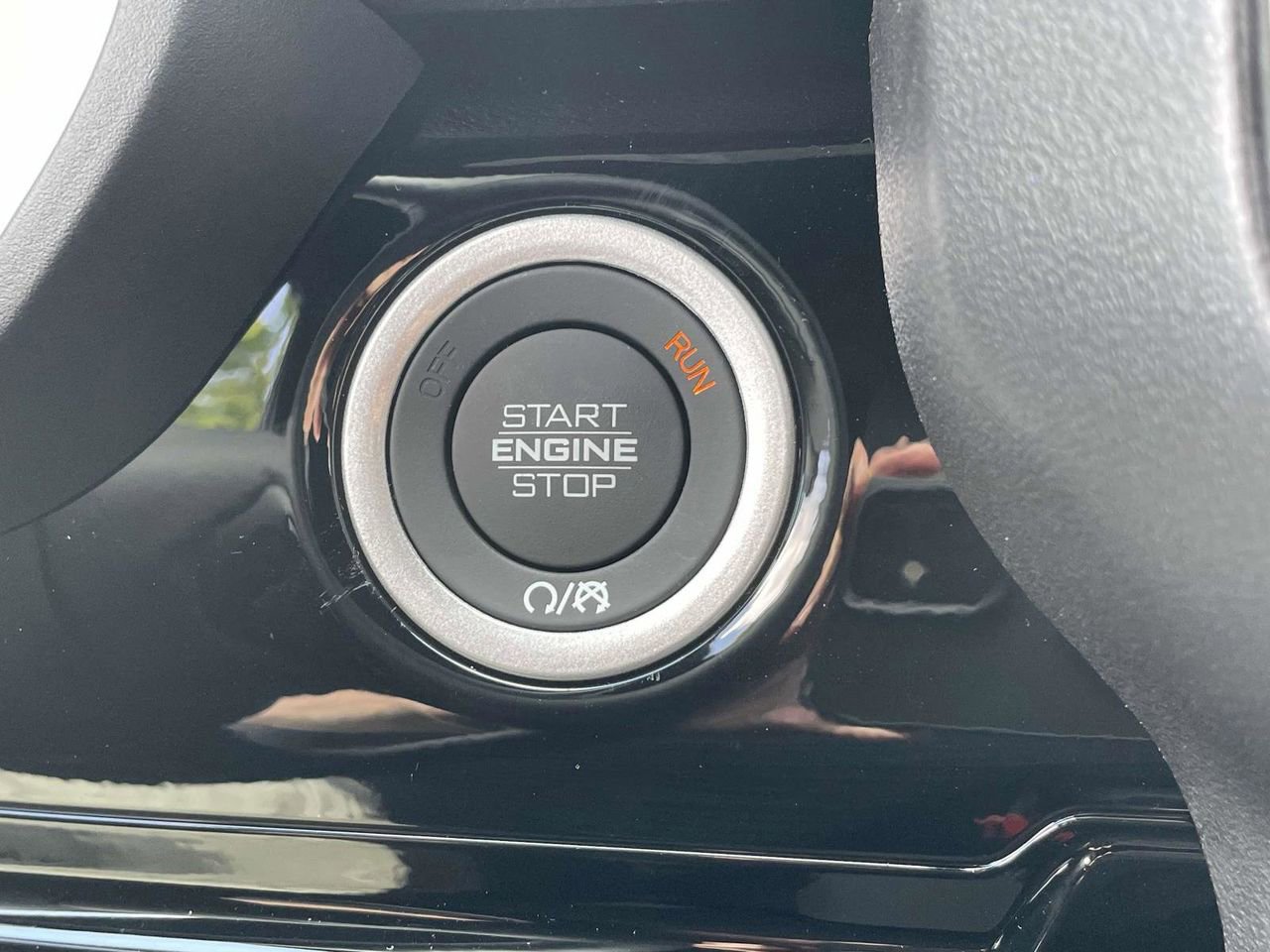 New 2026 RAM 1500 Laramie w/ Night Edition image 16