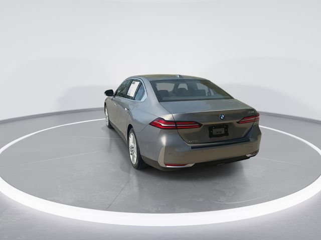 Used 2024 BMW 530i image 7