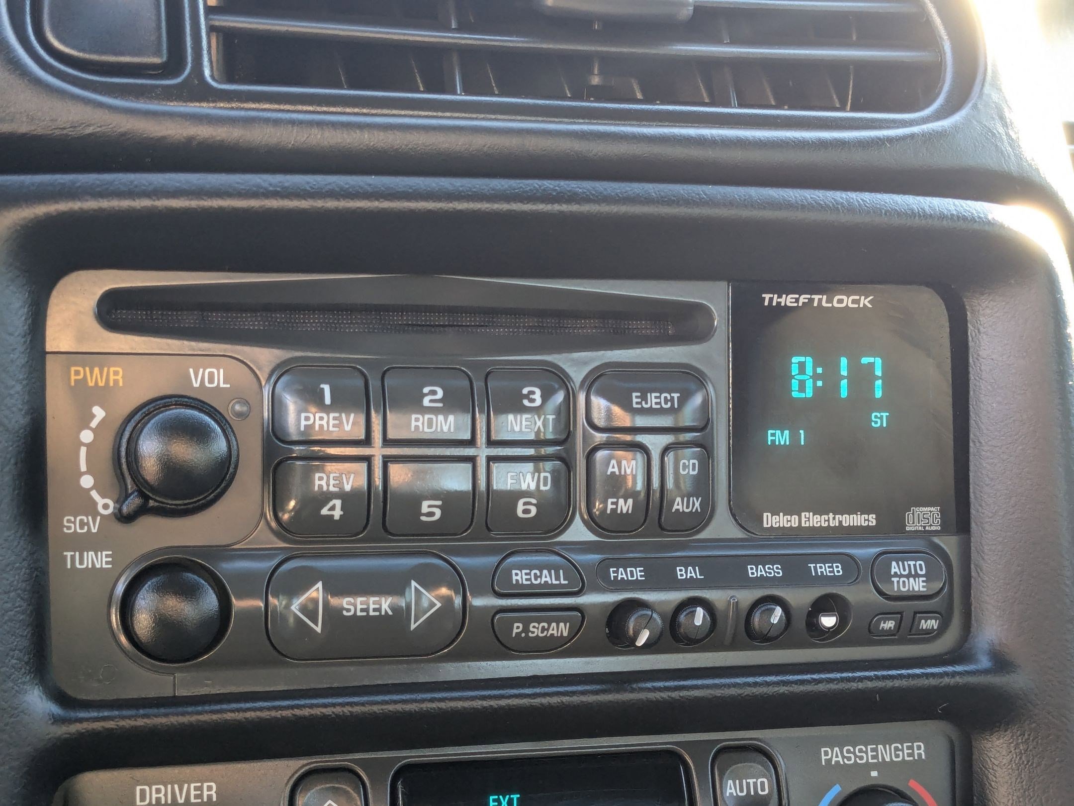 Used 1999 Chevrolet Corvette Coupe w/ Roof Pkg image 22