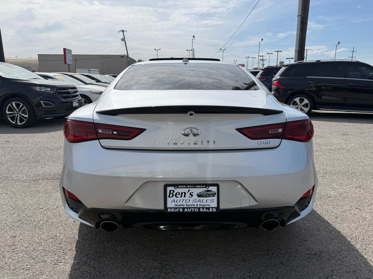 Used 2018 INFINITI Q60 3.0t Luxe w/ Sensory Package 3.0T Luxe RWD image 7