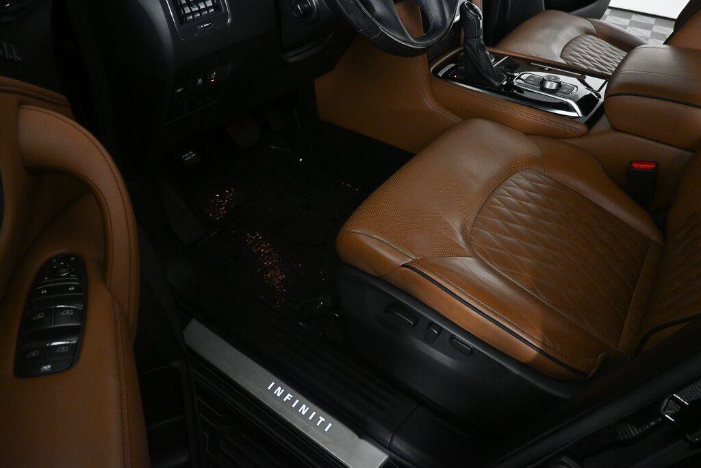 Used 2024 INFINITI QX80 Sensory AWD/4WD image 8