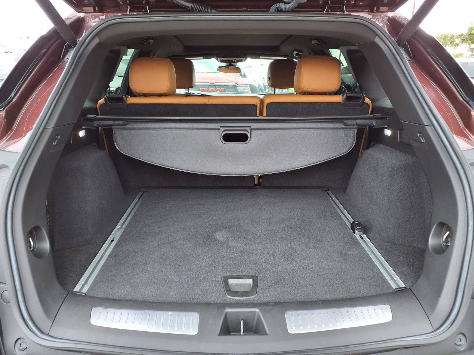 Used 2023 Cadillac XT5 Premium Luxury FWD image 7