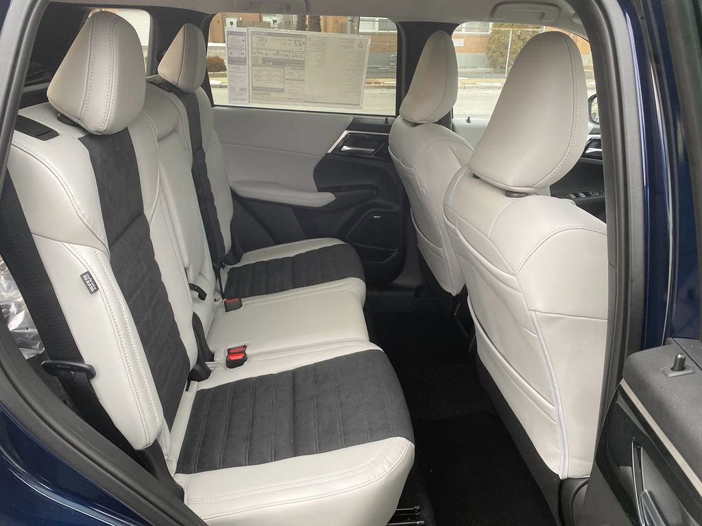 New 2026 Mitsubishi Outlander SE image 25