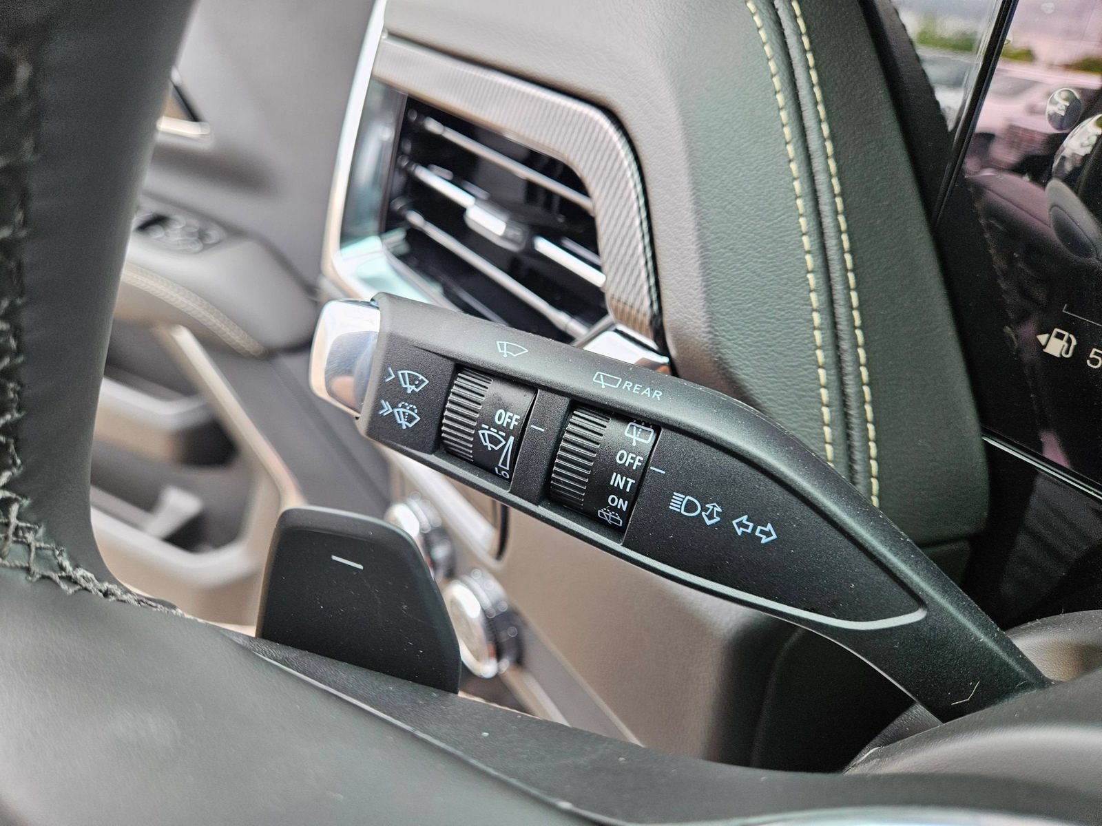 New 2026 GMC Yukon Elevation AWD/4WD image 14