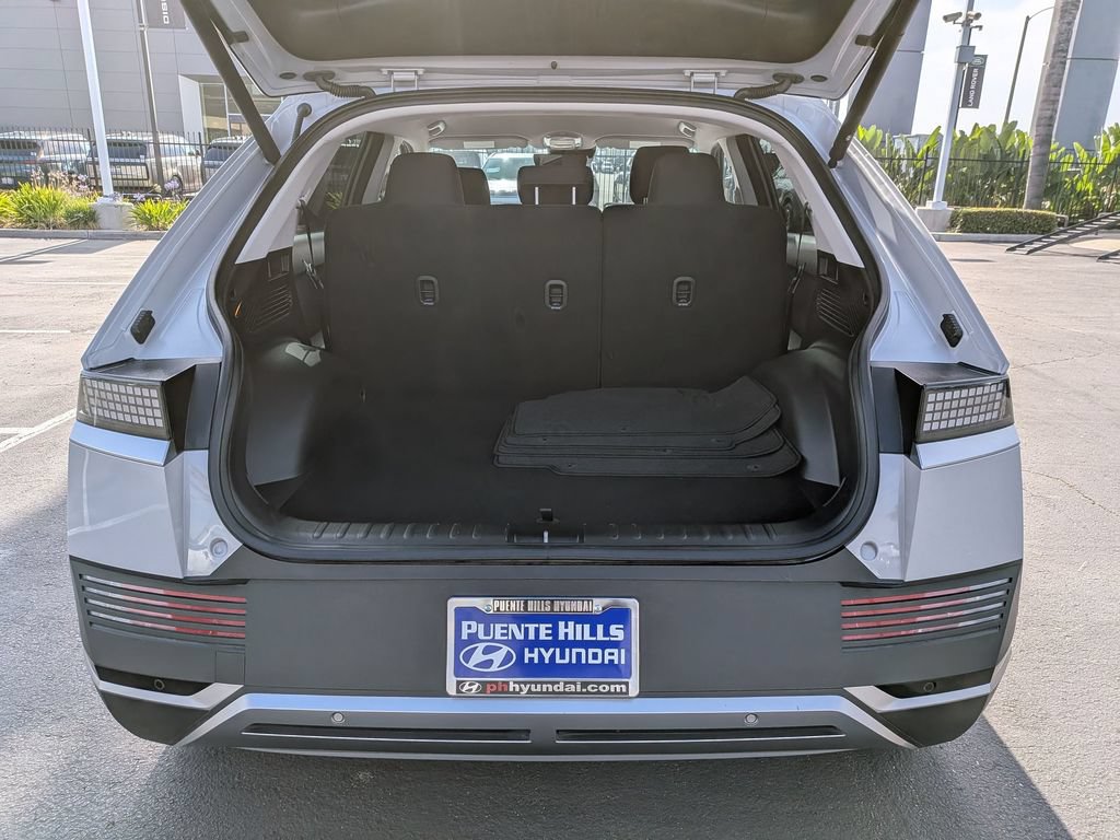 Certified 2024 Hyundai Ioniq 5 SEL RWD image 28