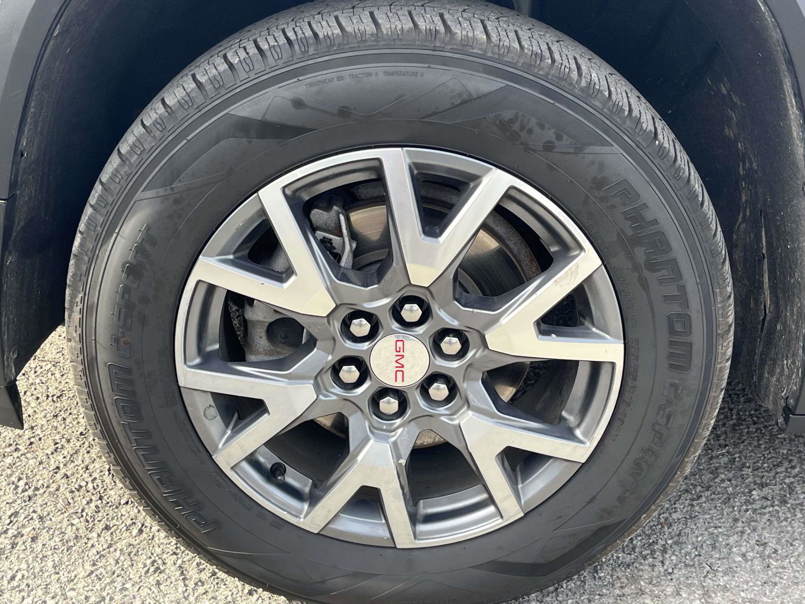 Used 2023 GMC Acadia SLT image 10