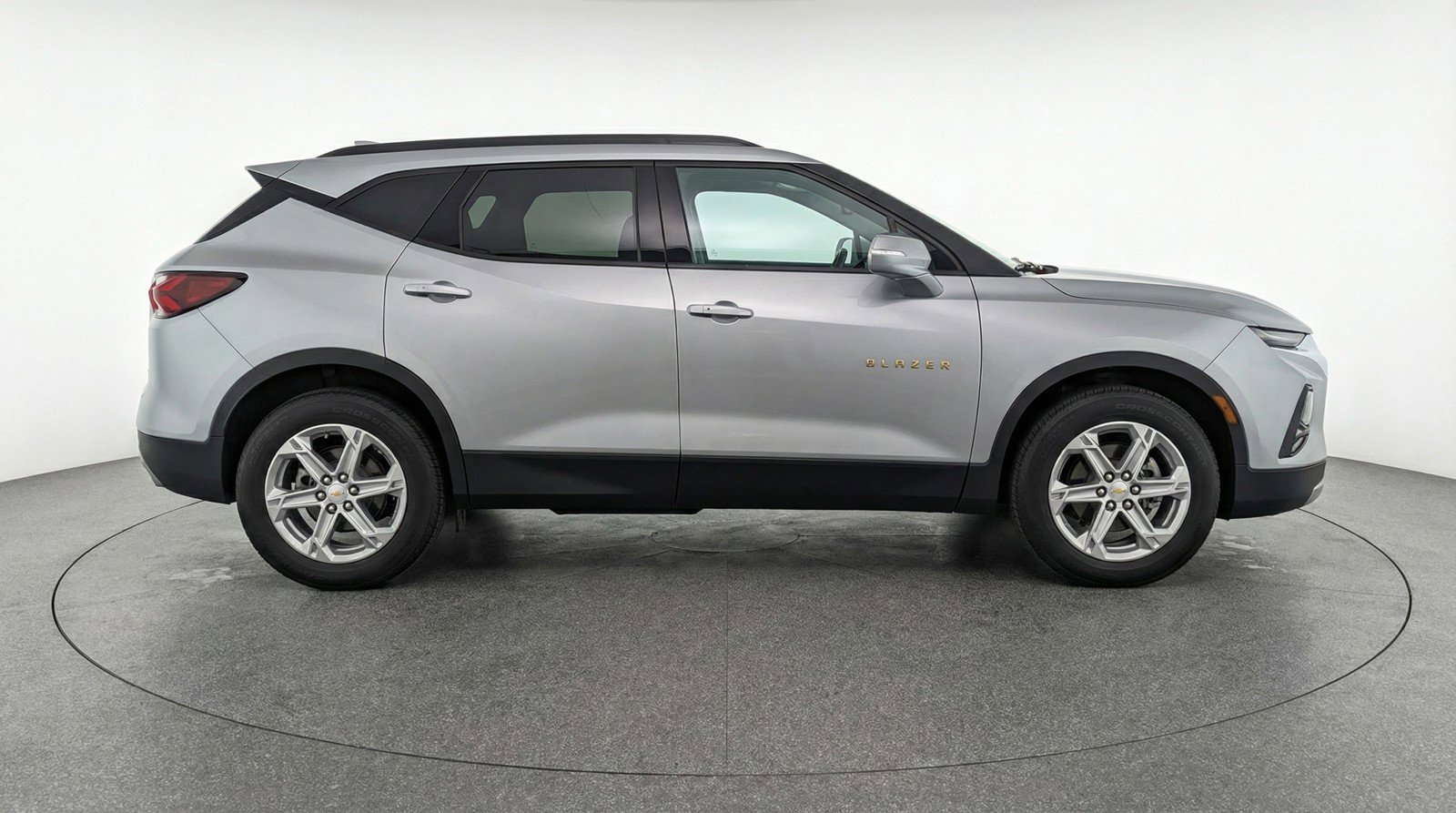 Used 2025 Chevrolet Blazer LT image 11