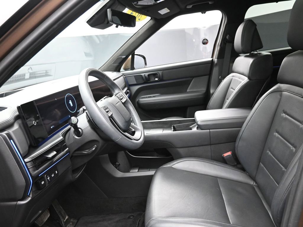 Used 2024 Hyundai Santa Fe Calligraphy image 17