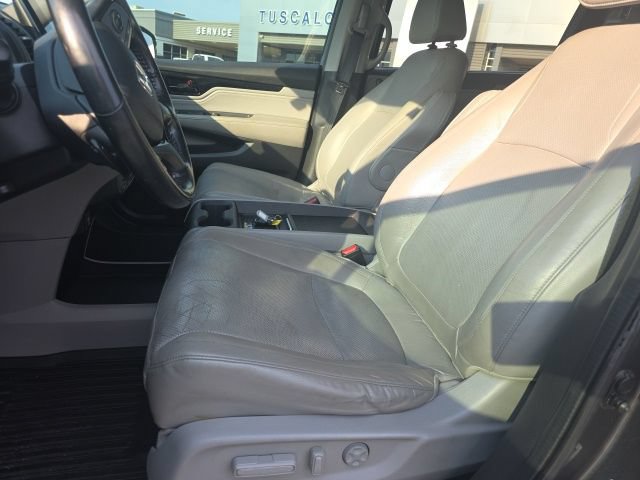 Used 2018 Honda Odyssey Elite image 9