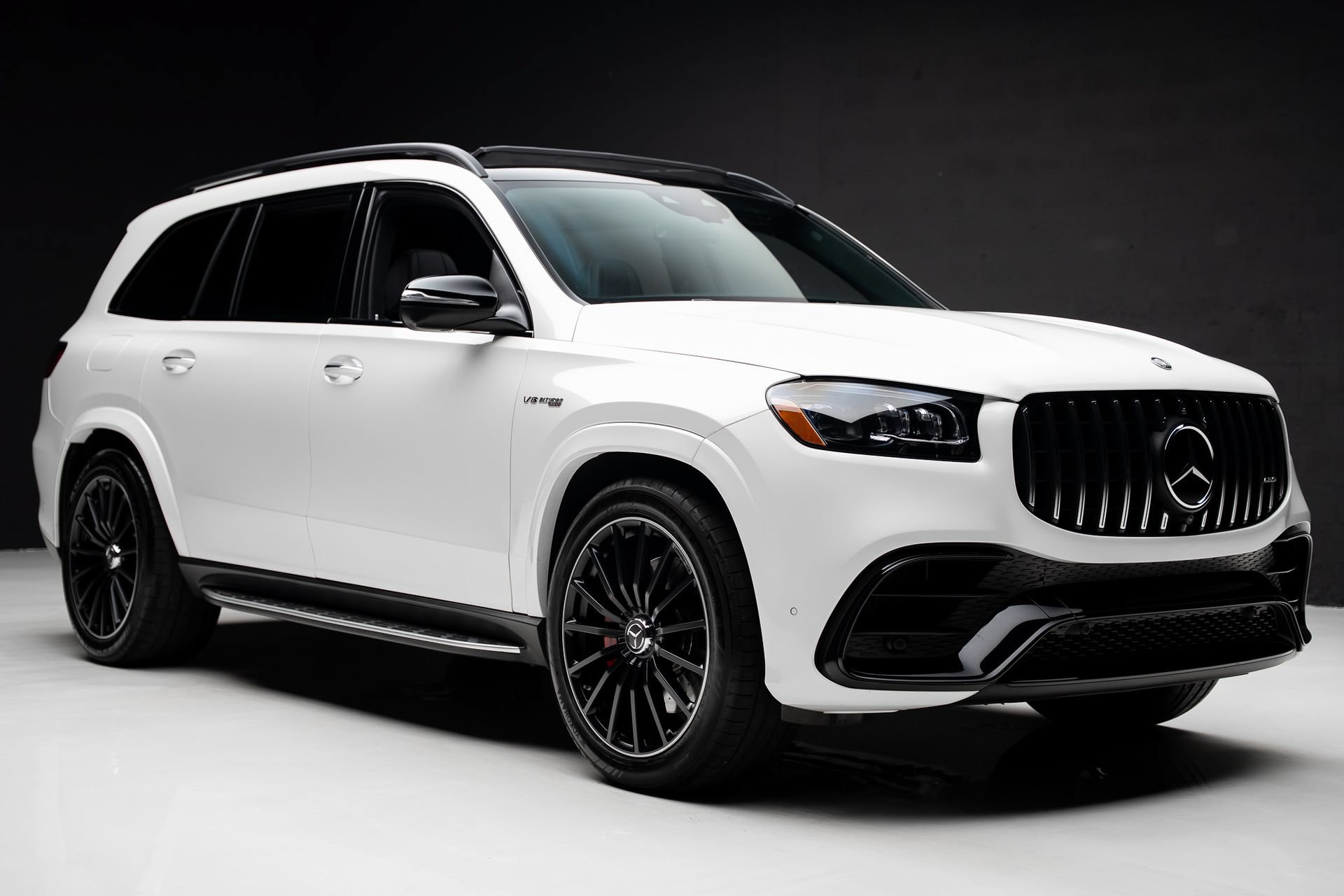 Used 2024 Mercedes-Benz GLS 63 AMG 4MATIC w/ AMG Night Package image 98