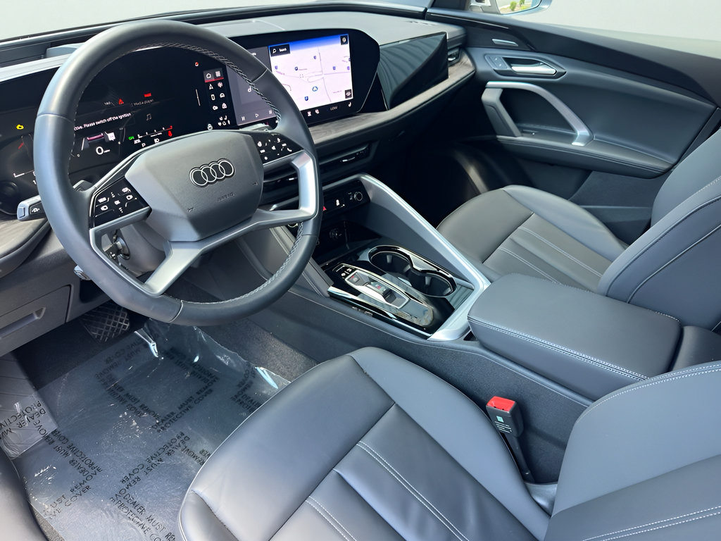 Certified 2025 Audi Q5 Premium w/ Premium Plus AWD/4WD image 14