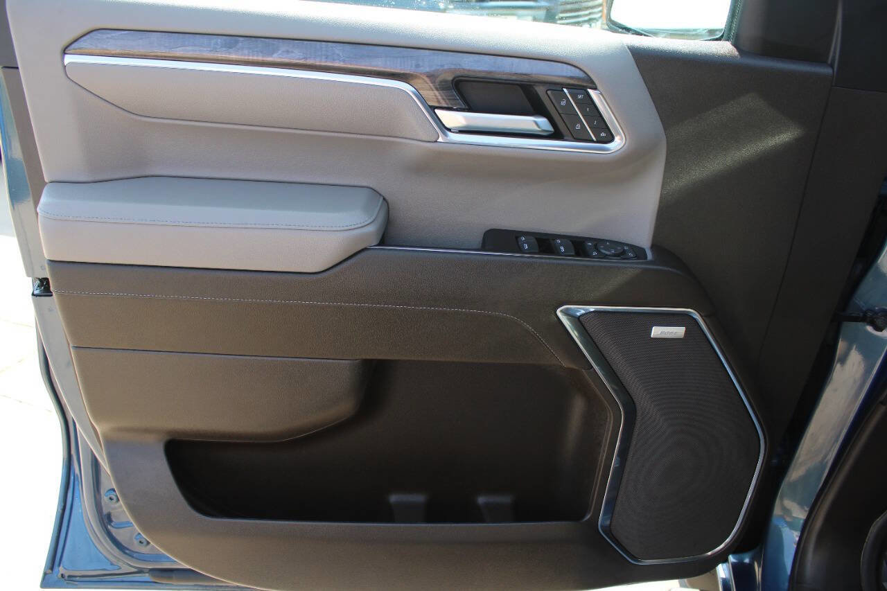 Used 2024 Chevrolet Silverado 1500 LTZ image 11