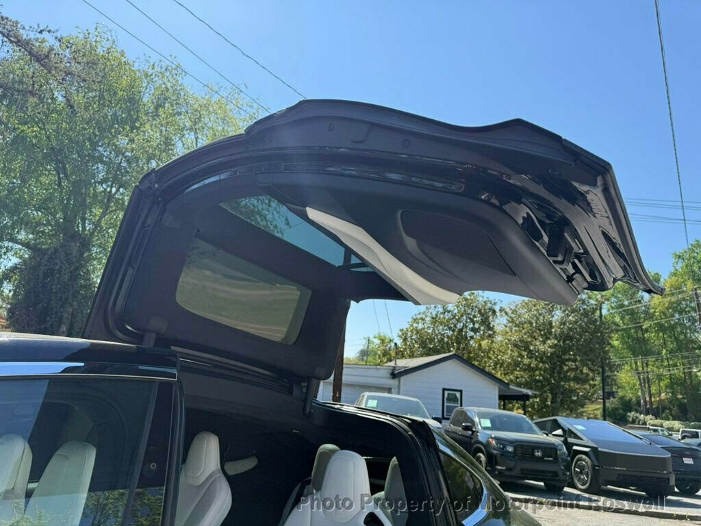 Used 2019 Tesla Model X Performance image 14
