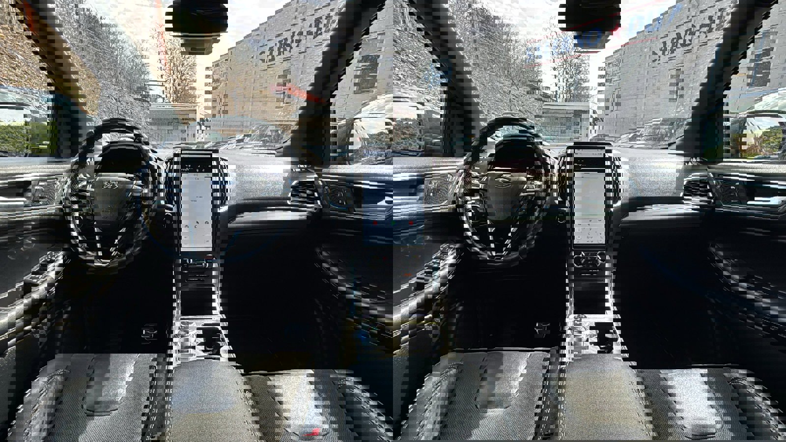 Certified 2022 Ford Edge ST image 28