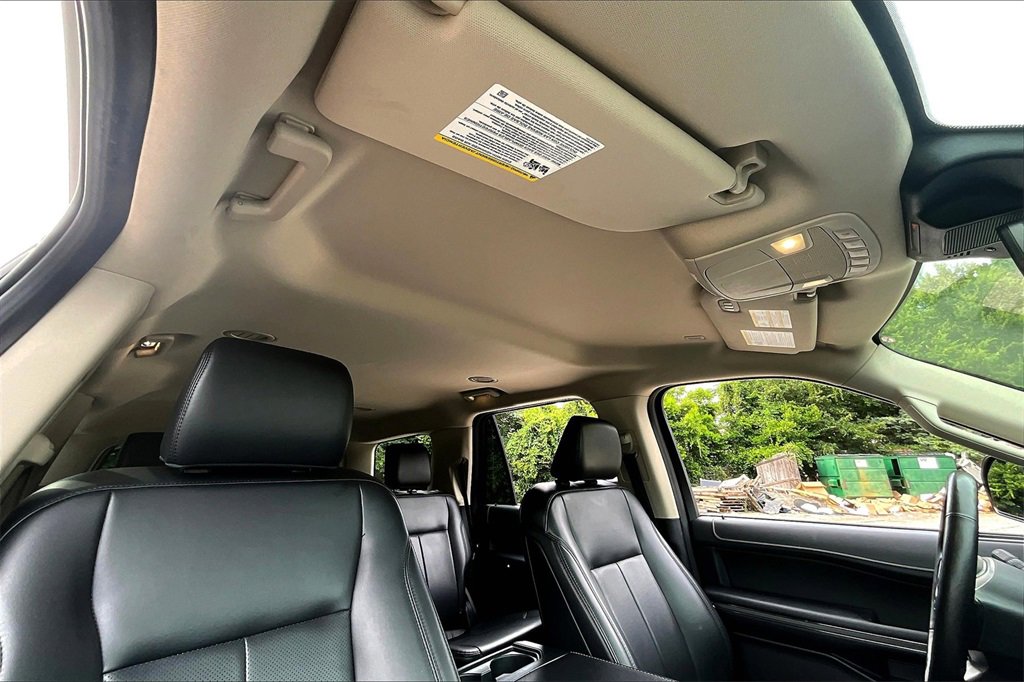 Used 2024 Ford Expedition XLT image 26