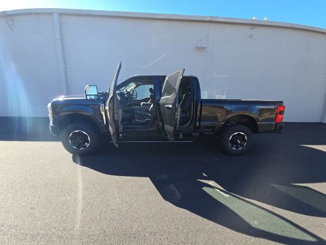 New 2026 Ford F350 Platinum w/ Platinum Plus Package AWD/4WD image 12
