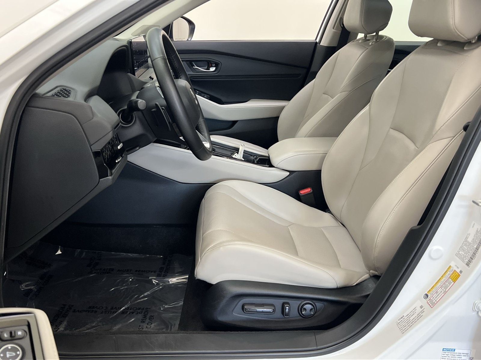 Used 2024 Honda Accord Touring image 12