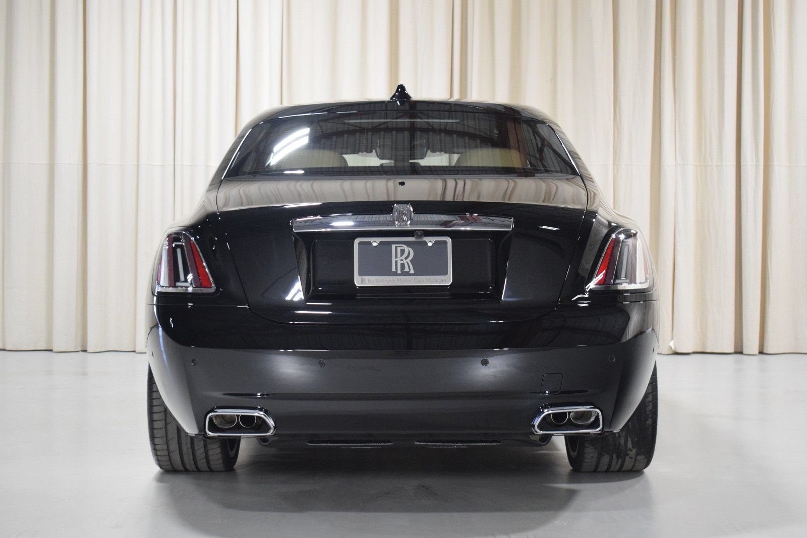 New 2026 Rolls-Royce Ghost AWD/4WD image 12