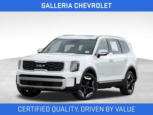 Used 2024 Kia Telluride S w/ S Sunroof Package