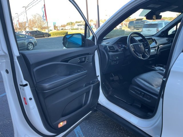 Used 2022 Honda Passport Elite image 5