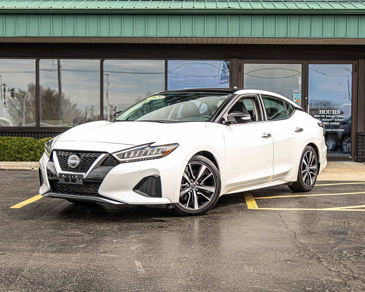 Used 2023 Nissan Maxima SL FWD image 5