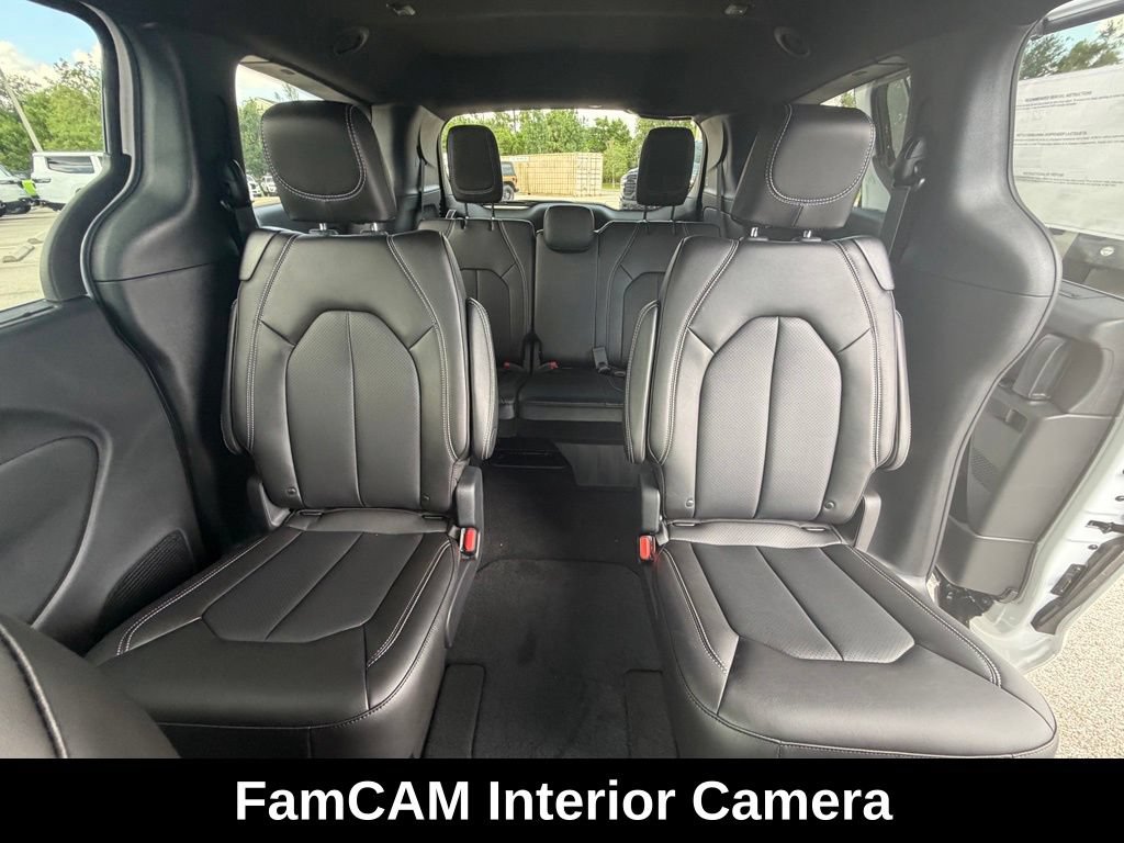 New 2027 Chrysler Pacifica Select w/ Family Tech Group FWD image 25
