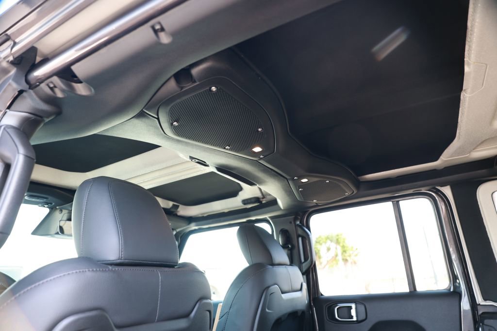 New 2026 Jeep Wrangler Sahara image 32