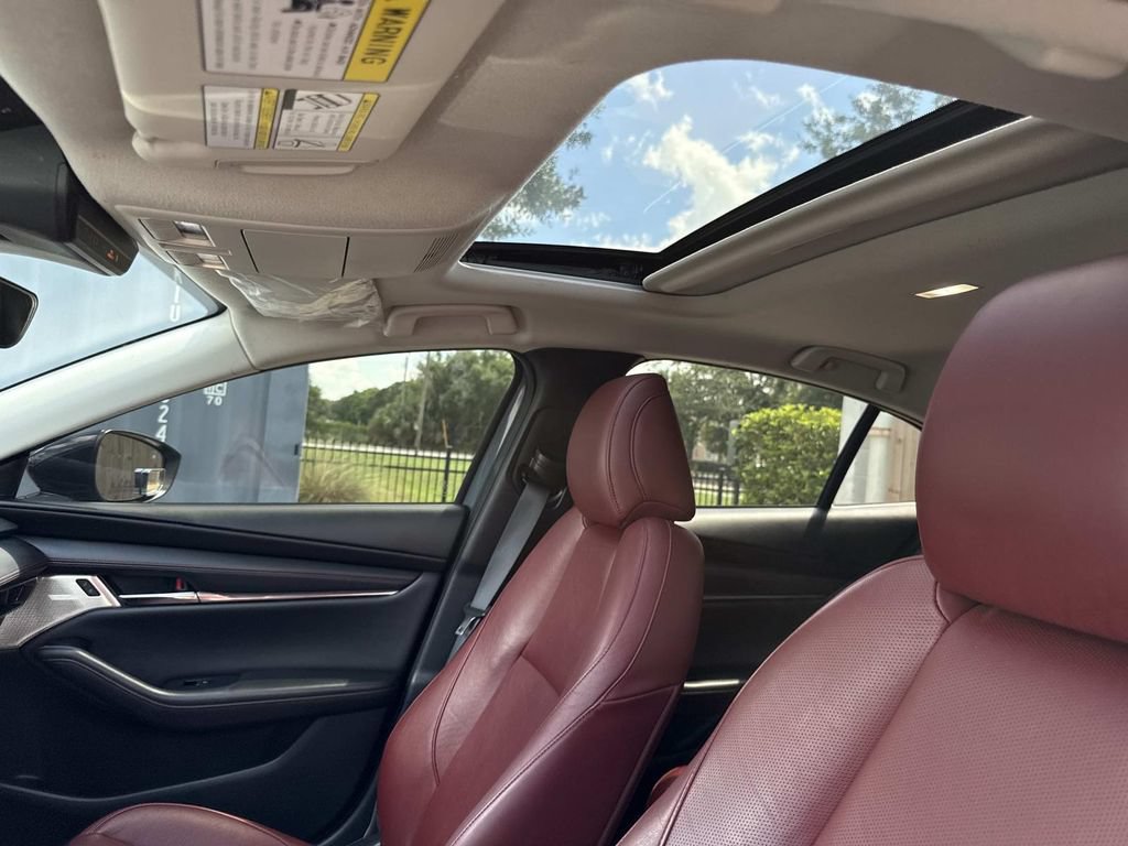 Used 2022 MAZDA MAZDA3 s FWD image 30