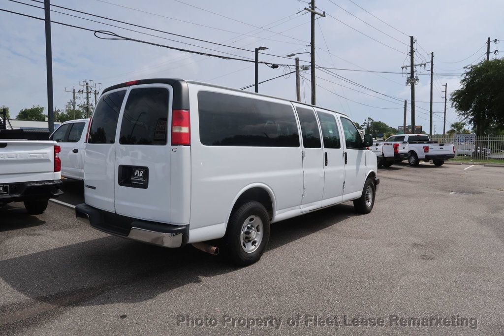 Used 2018 Chevrolet Express 3500 LT w/ LT Preferred Equipment Group RWD image 5